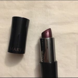 Mary Kay Creme Rich Fig lipstick
